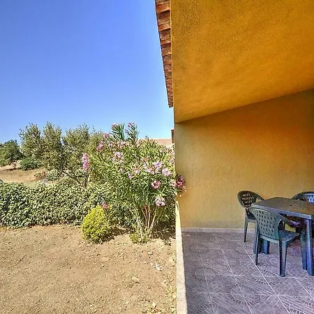 Sleeps 4 Pool *