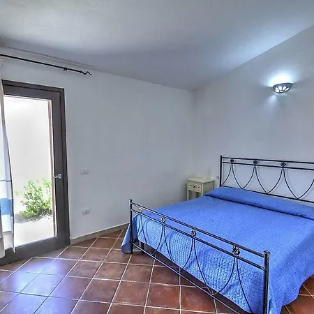 Sleeps 4 Pool Villa *