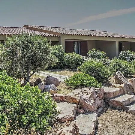 Sleeps 4 Pool Villa *